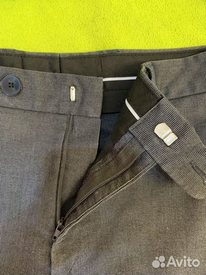 Школьные брюки на мальчика р-р 152