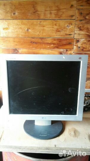 Монитор LG