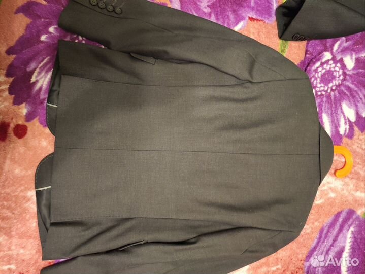 Школьный костюм для мальчика 134 серый