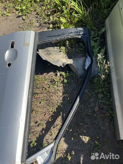 Дверь Форд Фокус 2 дорестайлинг