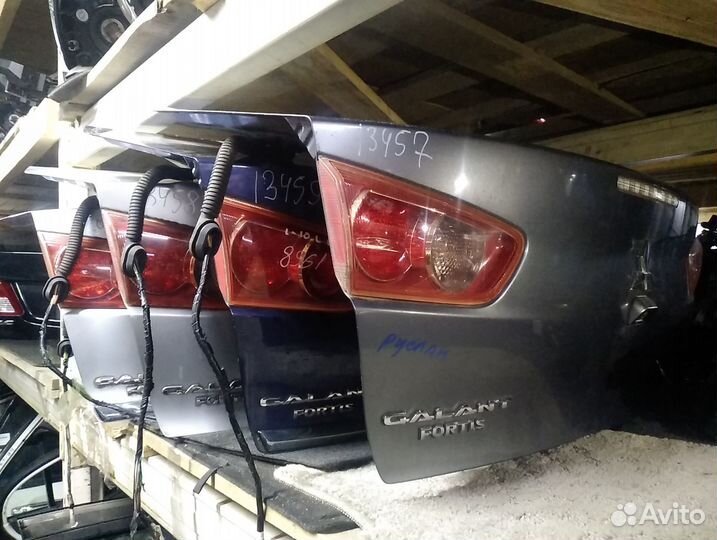 Крышка багажника mitsubishi lancer 10