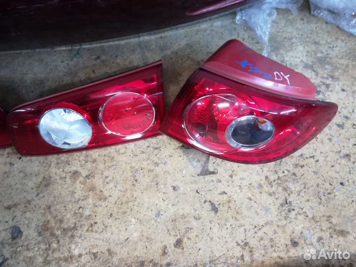 Стоп сигнал Б/У D47151180AD47151170A