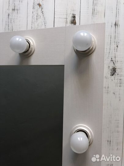 Зеркало с подсветкой