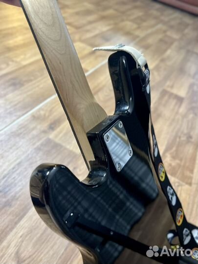 Басс гитара 4 струны