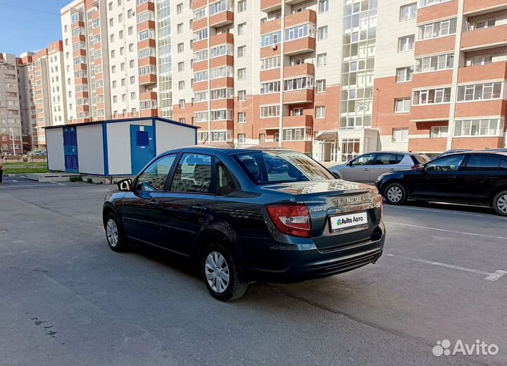 LADA Granta 1.6 МТ, 2021, 39 560 км