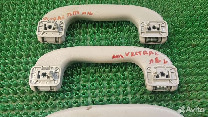 Ручка oбшивки потoлкаOpel Vectra C