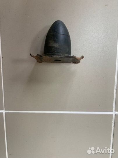 Отбойник рессоры Mitsubishi L200 2013