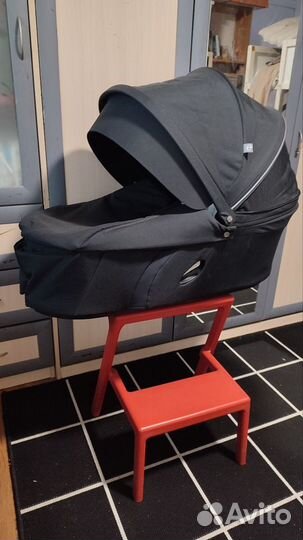 Люлька Stokke Xplory v6 black