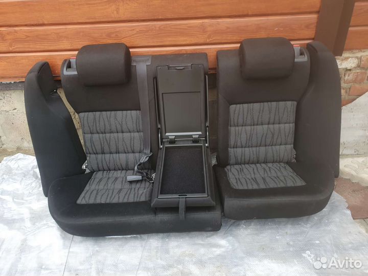 Заднее кресло октавиа