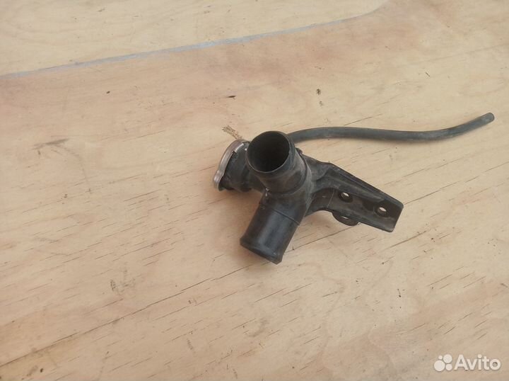 Тройник системы охлаждения рио 3 солярис