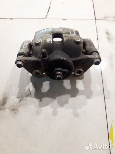 Суппорт(передний левый) (Hyundai Sonata viii DN8)