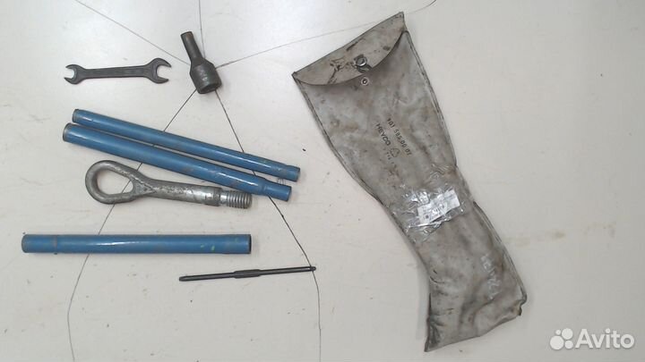 Набор инструментов штатный Mercedes Sprinter, 2008