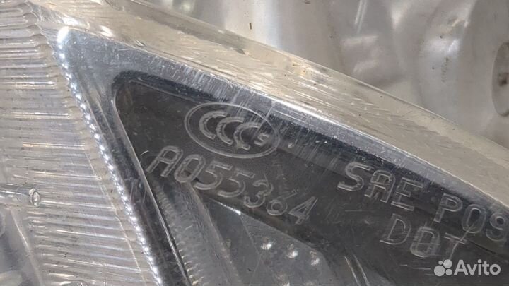 Фара противотуманная правая Volvo S60