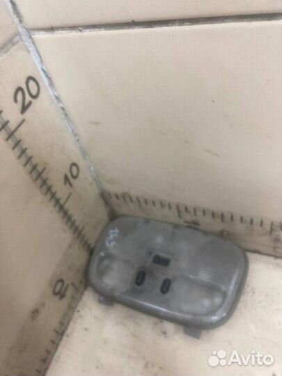 Плафон внутреннего освещения Mazda Tribute