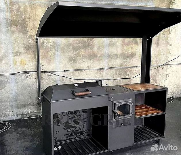 Мангал с крышей