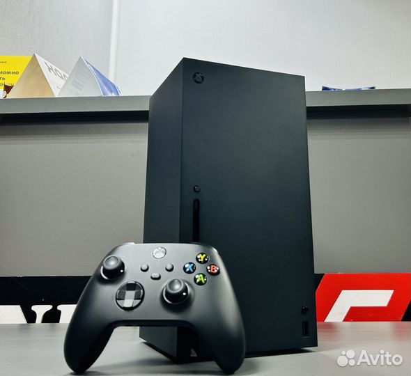 Игровая приставка Xbox Series X 1000 гб