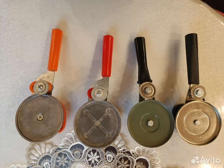 Закаточная машинка для банок