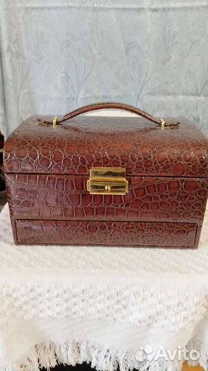 Шкатулка ларец