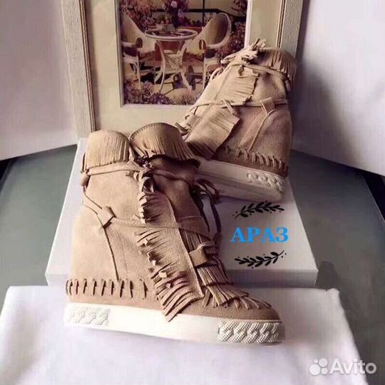 Ботинки женские