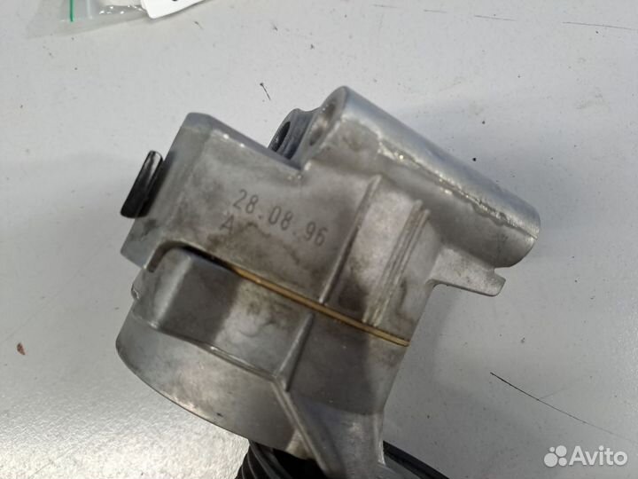 Натяжной ролик ремня генератора Opel Vectra C 2002