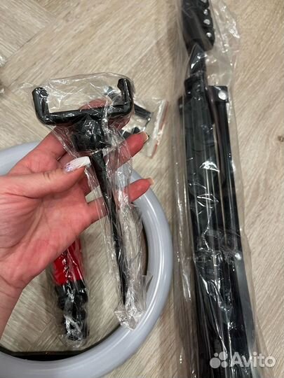 Кольцевая лампа со штативом