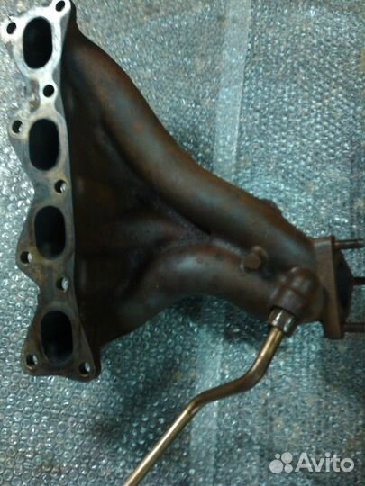 Киа Спортейдж 1(двс 2,0) -выпускной коллектор