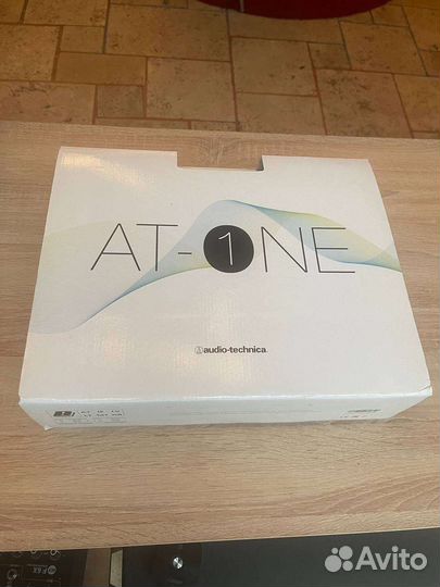 Беспроводной микрофон караоке