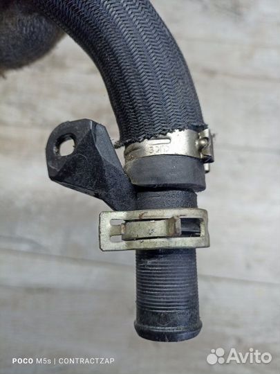 Патрубок системы охлаждения Peugeot 308 PSA5F02