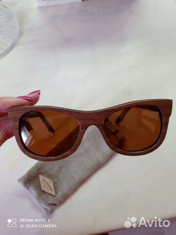 Солнцезащитные очки женские. Деревянные