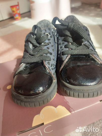 Ботинки для девочки 23