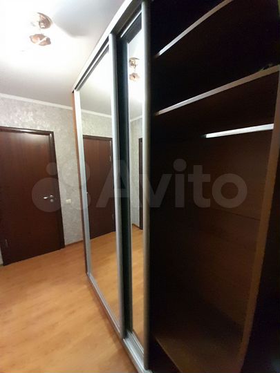 2-к. квартира, 65 м², 9/10 эт.