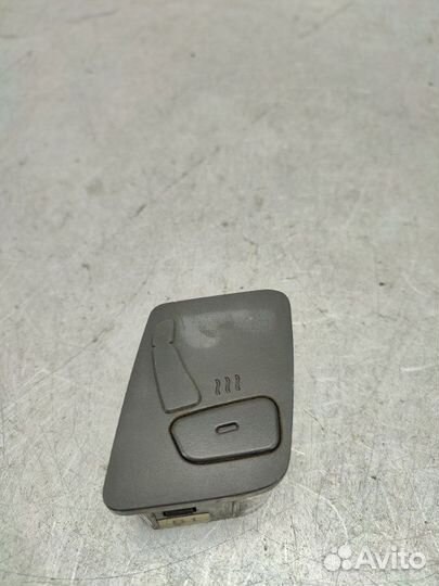Кнопка обогрева сидений передняя левая Chevrolet
