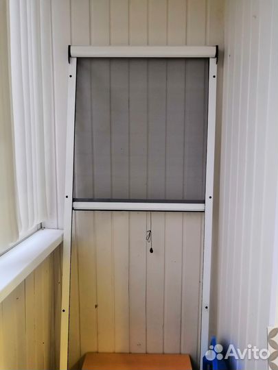 Москитная сетка на балконную дверь