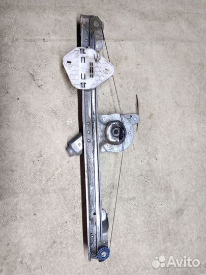 Стеклоподъемник передний Renault Logan