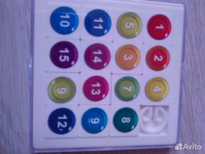 Игра Пятнашки новая