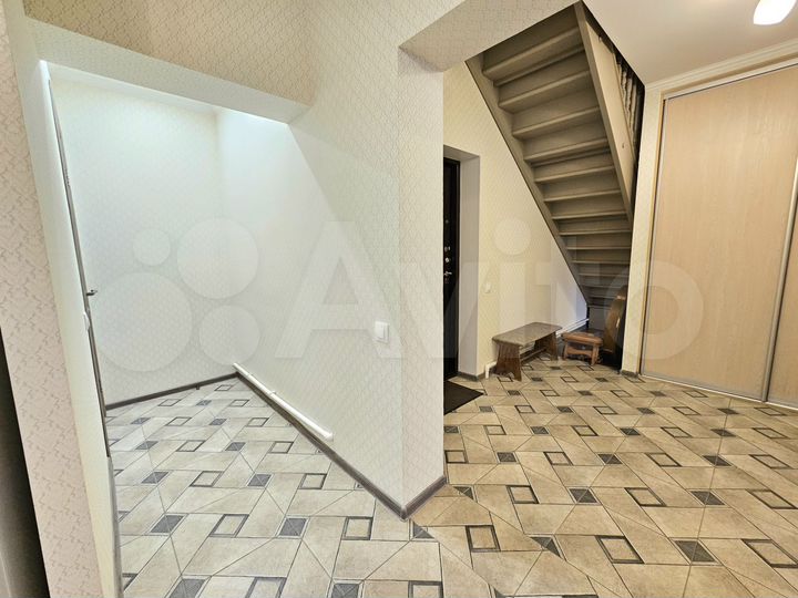 Дом 155,5 м² на участке 9,5 сот.