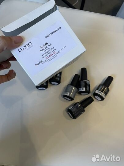 Гель лак luxio