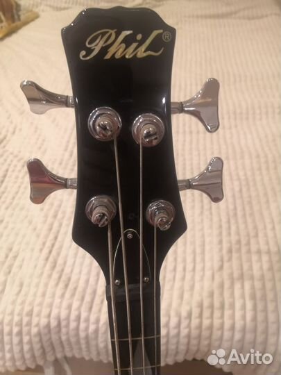 Безладовая бас гитара Phil Pro PBM 100