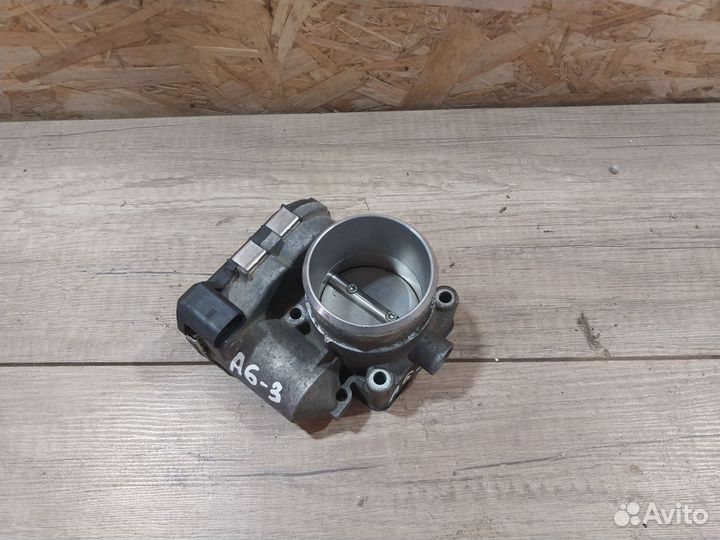 Дроссельная заслонка Audi A6 C5 VW Passat B5