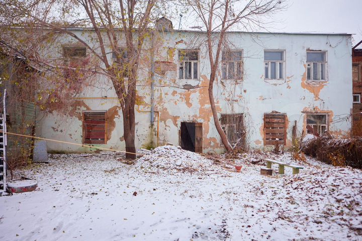 Дом 241 м² на участке 1,5 сот.