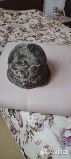 Шапочка женская