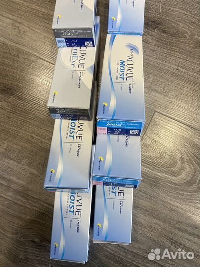 Линзы acuvue moist
