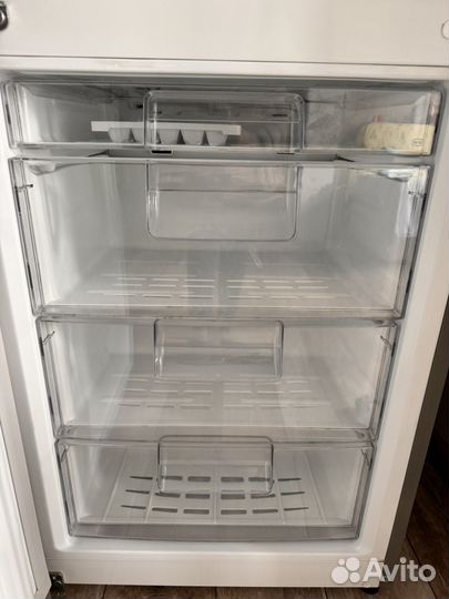 Холодильник LG