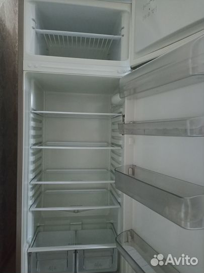 Продаю холодильник б/у 