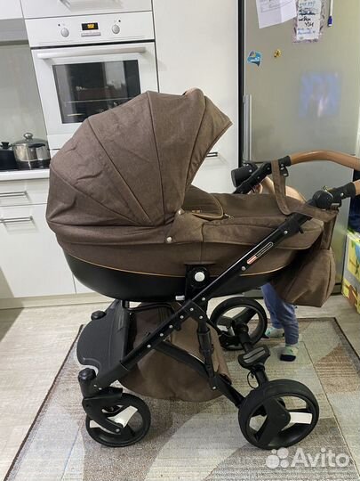 Коляска Lonex Comfort Prestige 2 в 1