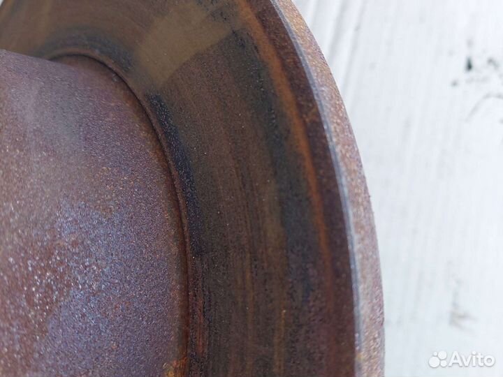 Диск тормозной задний Volkswagen Passat B5 B5+