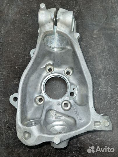 Поворотный кулак передний левый BMW g20