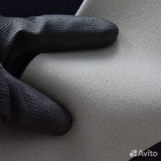 Потолочный материал 1,5х1м черно-серый horn