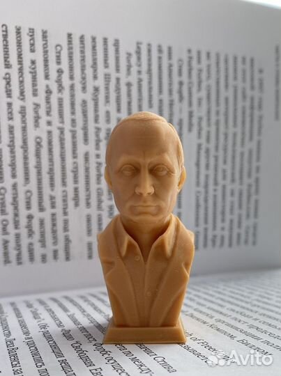 Бюст Путина