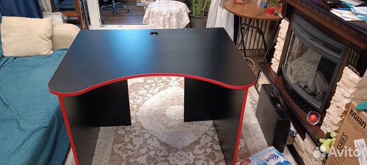 Компьютерный стол бу